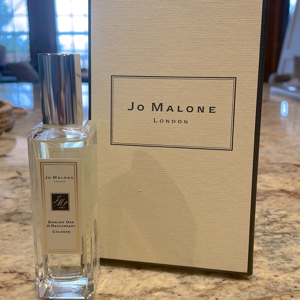 Jo Malone English Oak & Red Currant